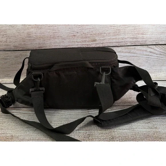 Lowepro Photo Runner 100 DSLR Camera Convertible Shoulder Waist Belt Bag Black - Picture 3 of 6